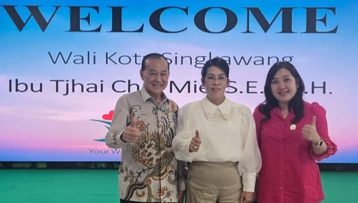 山口洋市长 Tjhai Chiu Mie访问Simply Wellness Indonesia