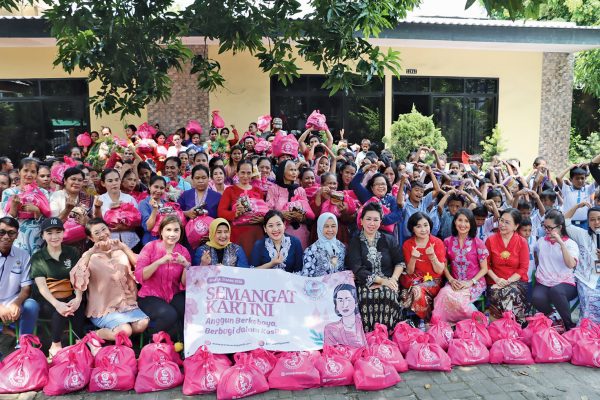 印华百家姓妇女联谊总会“卡蒂妮日”献爱心关怀职业女性，携手点亮孤儿希望